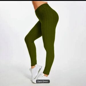 Dark Green Textured butt Lifting Leggings